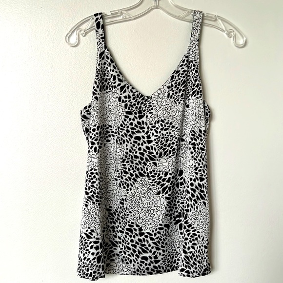 White House Black Market Tops - Reversible tank